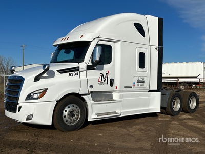2023 Freightliner Cascadia 126 6x4 T/A Sleeper Truck Tractor