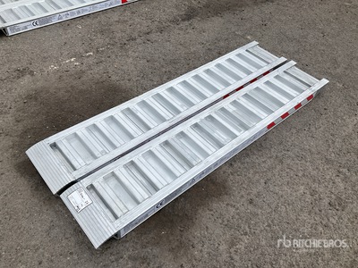 1800mm x 320mm x 82 mm aluminium trailer ramps (Unused)