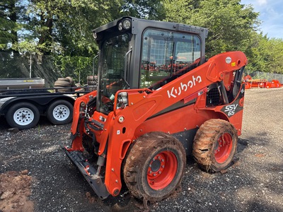 2025 Kubota SSV65PHC Two-Speed High Flow を見 Skid-Steer Loader (Inoperable)