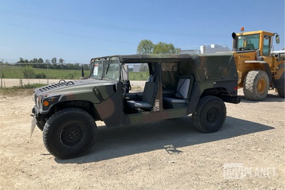 1993 AM General M1097R1 HMMWV 4 Door Soft Top w/Truck Body
