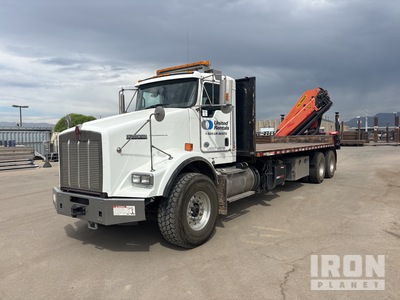 Palfinger PK33002-EHC 14680 lb Knuckle Boom on 2018 Kenworth T800 6x4 Camion à flèche