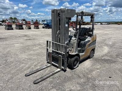 2013 Cat C6000 2225 lb Cushion Tire Forklift