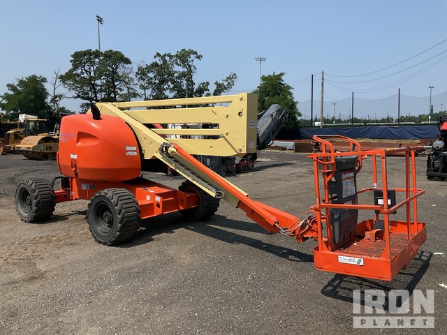 ELEVADOR ARTICULADO 2014 JLG 4WD 450A