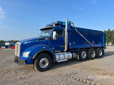 2021 Kenworth T680 8x4 Tipper Truck