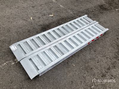 1800mm x 320mm x 82 mm aluminium trailer ramps (Unused)