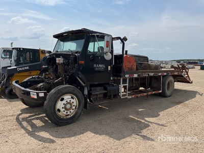 1995 International 4x2 Platte vrachtwagen (Inoperable)