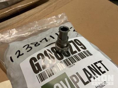 (52) 12387118-2 Connectors