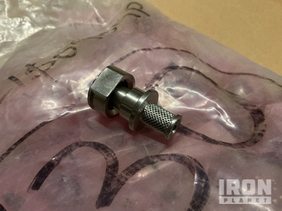 (130) 06F502150904P Connectors