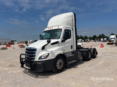2022 Freightliner Cascadia 116 6x4 T/A Dagcabine Trekker