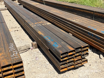 Quantity of (20) 1-1/2 in x 3 in x 20 ft 14GA Rectangle Steel Tubing