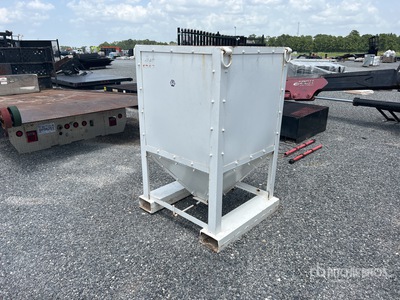 Dry Bin Hopper