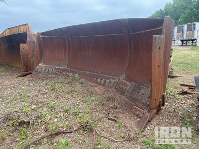 184 in U-Blade Cuchilla   - Fits Cat D9R