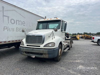 2005 Freightliner Columbia 120 6x4 T/A Dagcabine Trekker