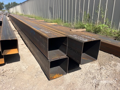 Quantity of (4) 10 in x 10 in x 3/16 in Steel Square Tubing Divers