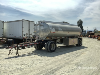1999 Beall DATT-54-2-DC 5450 gal T/A Drawbar Tanker Trailer