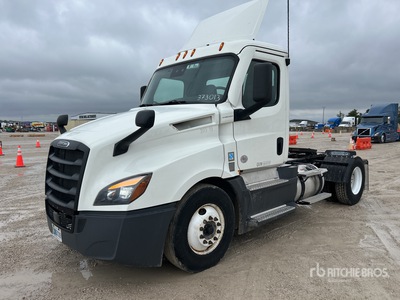 2021 Freightliner Cascadia 126 4x2 トラックトラクター（S/A）