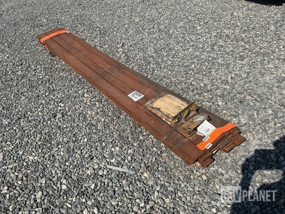 (453') of Metal Bar