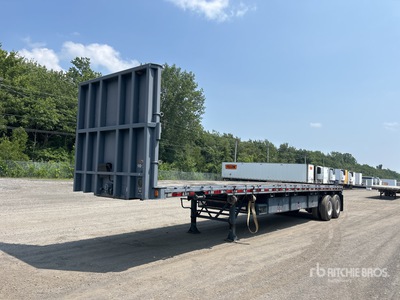 1984 Manac 40 ft T/A Flatbed Trailer