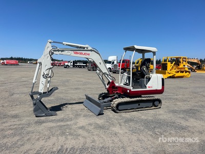 2000 Takeuchi TB135 Mini pelle hydraulique