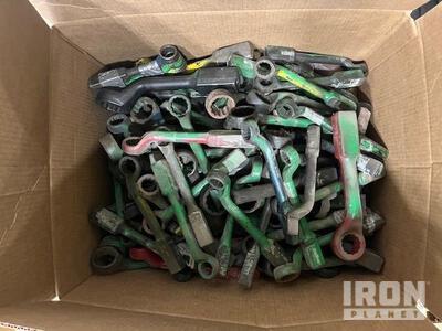 Quantity of (100)   Used Hammer Wrenches