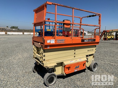 2016 JLG 3246ES Electric Scissor Lift
