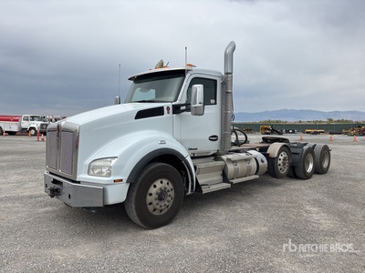 2019 Kenworth T880 8x4 Tracteur Routier
