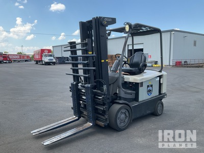 2013 Crown FC4545-60 4550 lb 電動フォークリフト