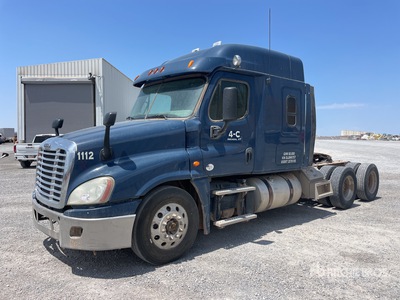 2013 Freightliner Cascadia 125 6x4 T/A Sleeper Truck Tractor