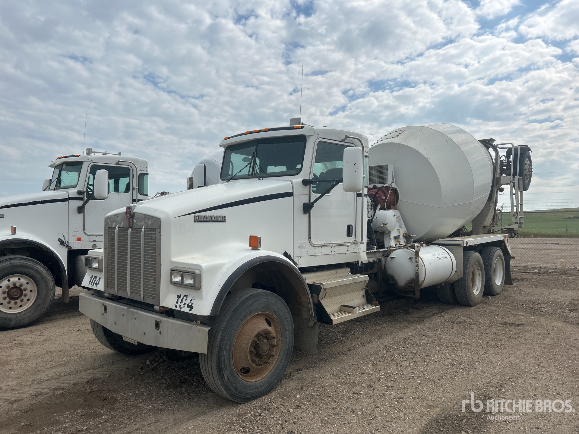 2007 Kenworth W900 Mixer Truck