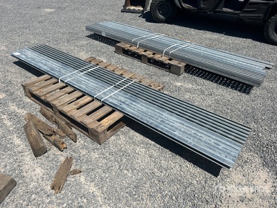 Quantity of 10 Ft Unistrut Metal Varios metales