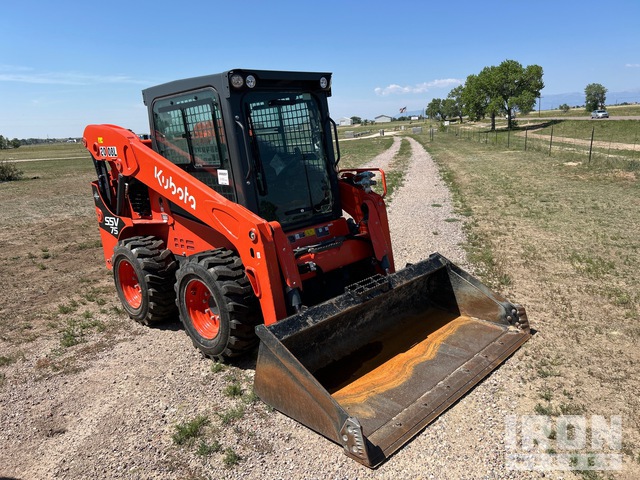 MINI CARGADOR SOBRE RUEDAS 2023 KUBOTA SSV75