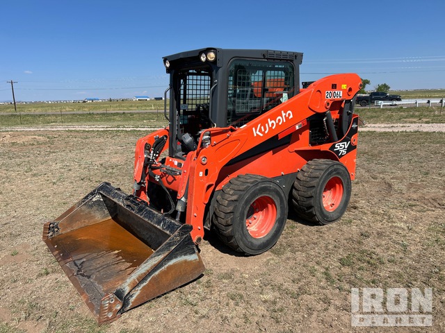 MINI CARGADOR SOBRE RUEDAS 2023 KUBOTA SSV75
