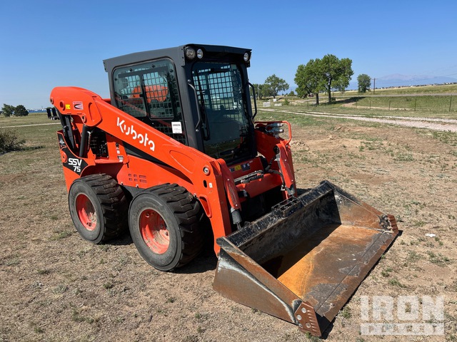 MINI CARGADOR SOBRE RUEDAS 2023 KUBOTA SSV75