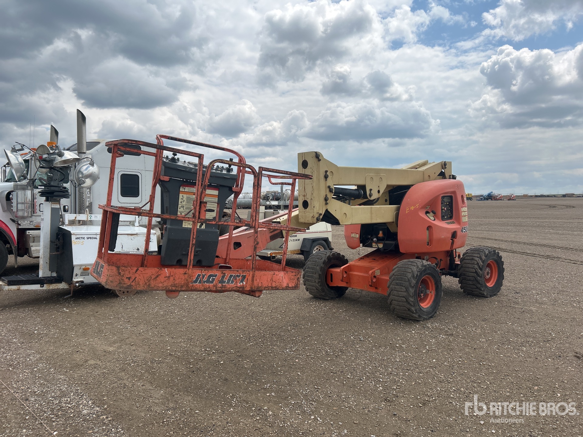 1999 JLG 450A Articulating Boom Lift (Inoperable)