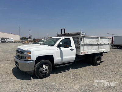 2018 Chevrolet 3500 6x2 Flatbed Dump Truck