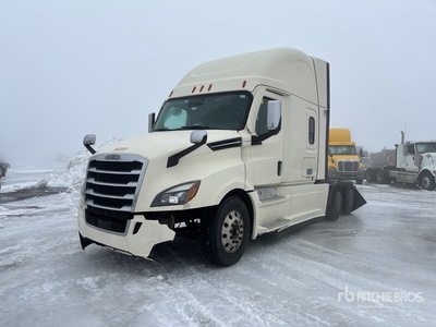 2020 Freightliner Cascadia 126 6x4 T/A Sleeper Truck Tractor