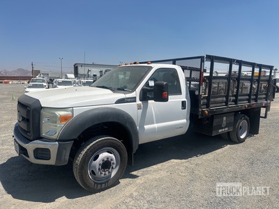 2015 Ford F-450 F450 4x2 Flatbed Truck