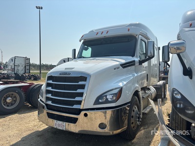2020 Freightliner Cascadia 126 6x4 Sleeper Truck Tractor