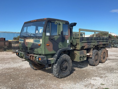 2001 Stewart & Stevenson M1083A1 MTV 6x6 Cargo Truck