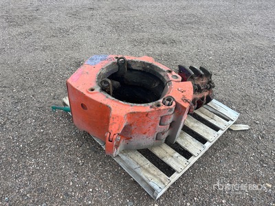 Quantity of (2) 175 Ton Spider Elevator