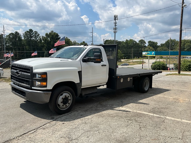 2020 Chevrolet GM515 4x2 Flatbed Truck