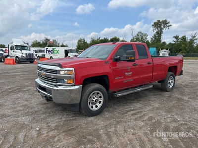 2015 Chevrolet Silverado 2500 HD 4x4 Extended Cab Pickup