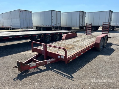 2012 Cornpro UT-20H 20 ft T/A Remolque Portamaquinaria