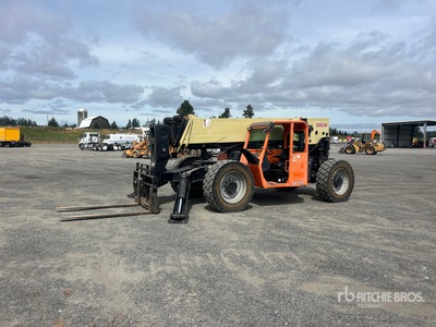 2013 JLG 1055 Ładowarka teleskopowa
