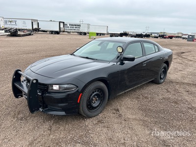 2016 Dodge Charger SE Automobile
