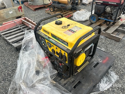 2022 Champion 100416 8 kW Generador Portátil (Inoperable)