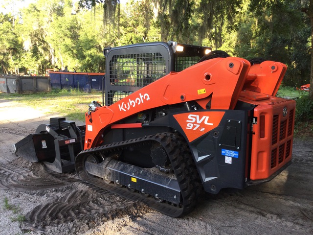 MINI CARGADOR SOBRE ORUGAS KUBOTA SVL972HFC