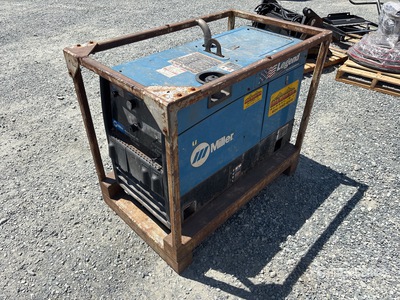 Miller Legend 302 300 A Skid-Mounted Multi-Process Engine Driven Welder (Inoperable)