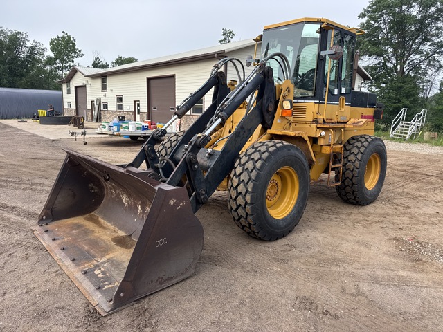 1996 Caterpillar IT24F