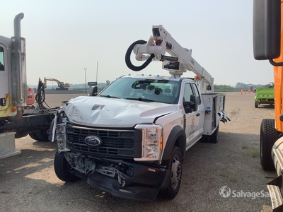 2024 Altec AT40G 40 ft on 2024 Ford F-550 XL 4x4 Extended Cab Bucket Truck